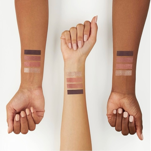 Mineral Fusion Girls Night Out Refillable Eyeshadow Palette - Picture 3 of 3